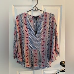 BCBG Maxazria Women’s XS short dolman sleeve flowing blouse